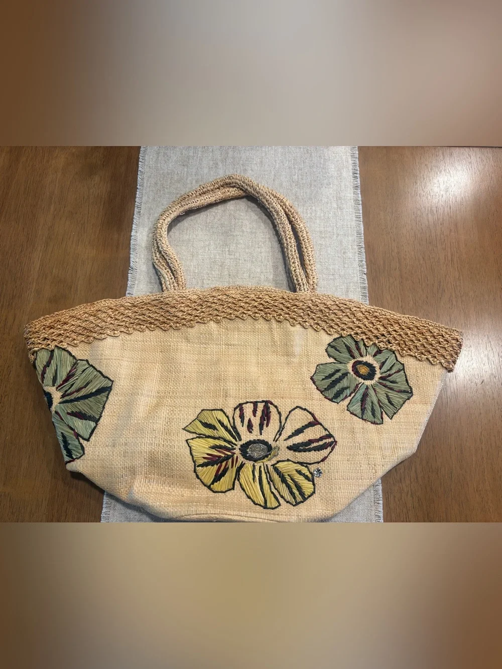 NWOT Flora Bella $265 Raffia Tote Bag